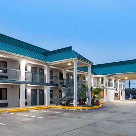 Baymont By Wyndham Biloxi - Ocean Springs Motell Exteriör bild