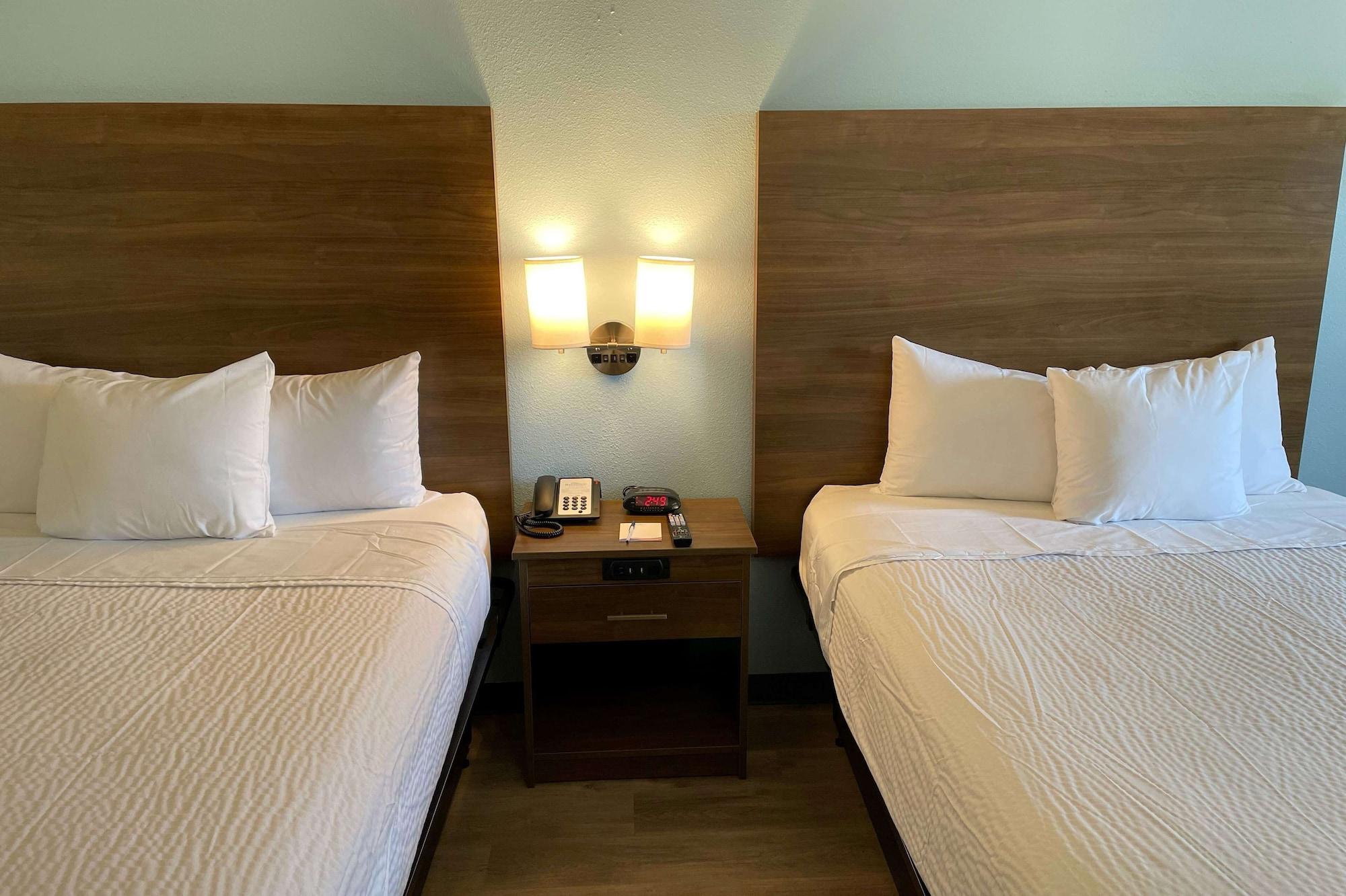 Baymont By Wyndham Biloxi - Ocean Springs Motell Exteriör bild