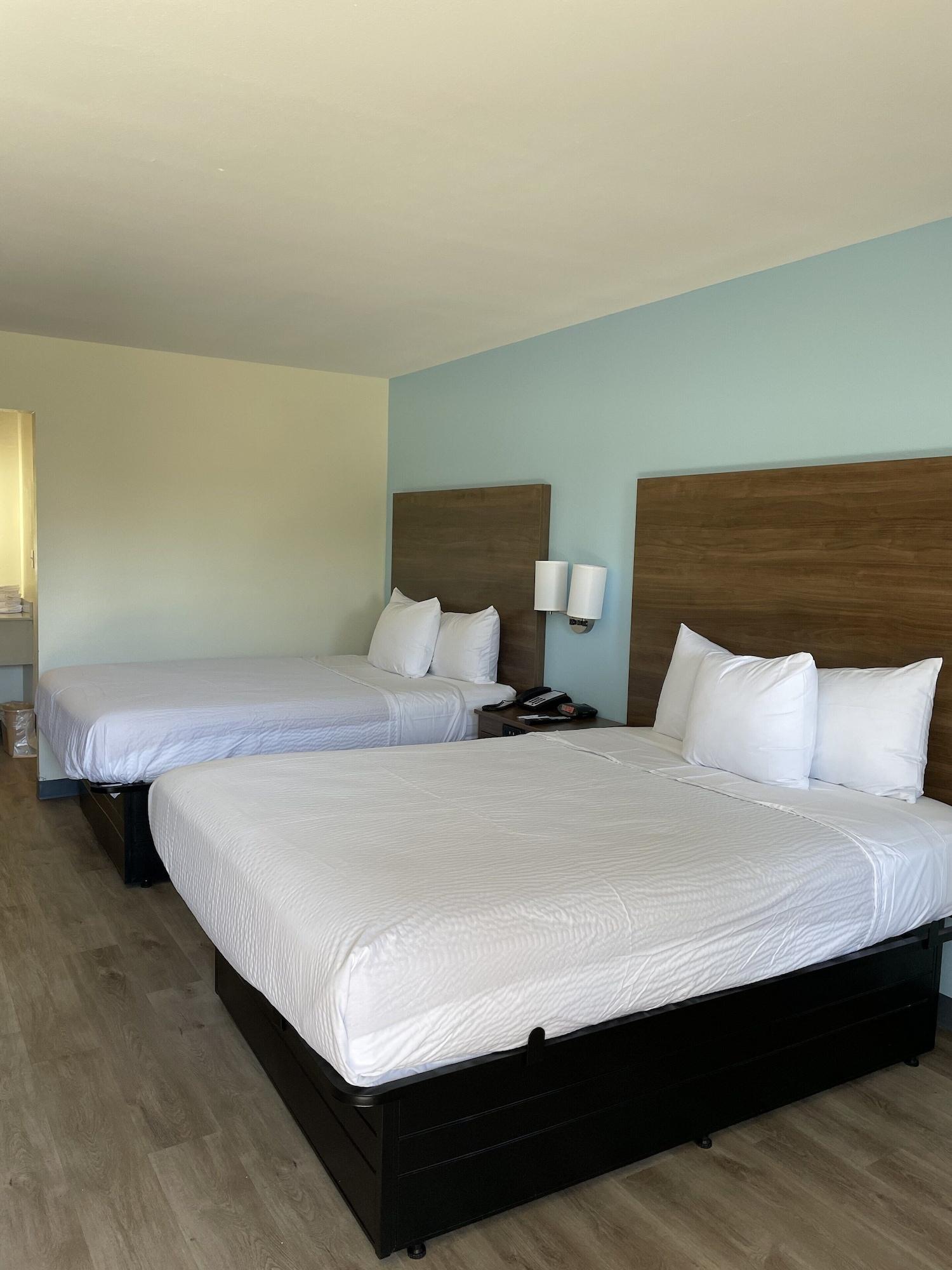 Baymont By Wyndham Biloxi - Ocean Springs Motell Exteriör bild