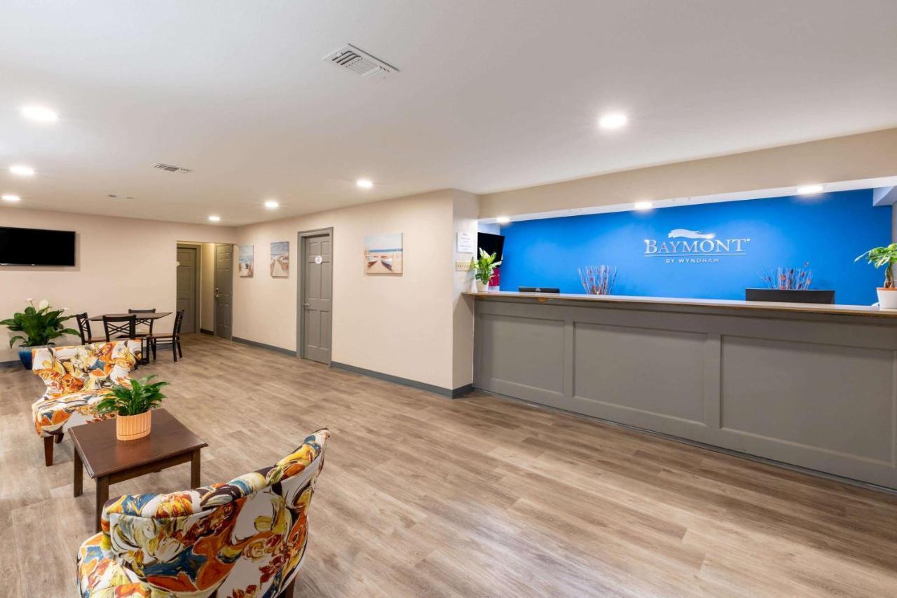 Baymont By Wyndham Biloxi - Ocean Springs Motell Exteriör bild