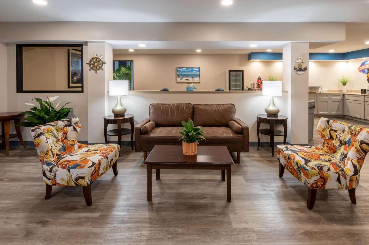 Baymont By Wyndham Biloxi - Ocean Springs Motell Exteriör bild