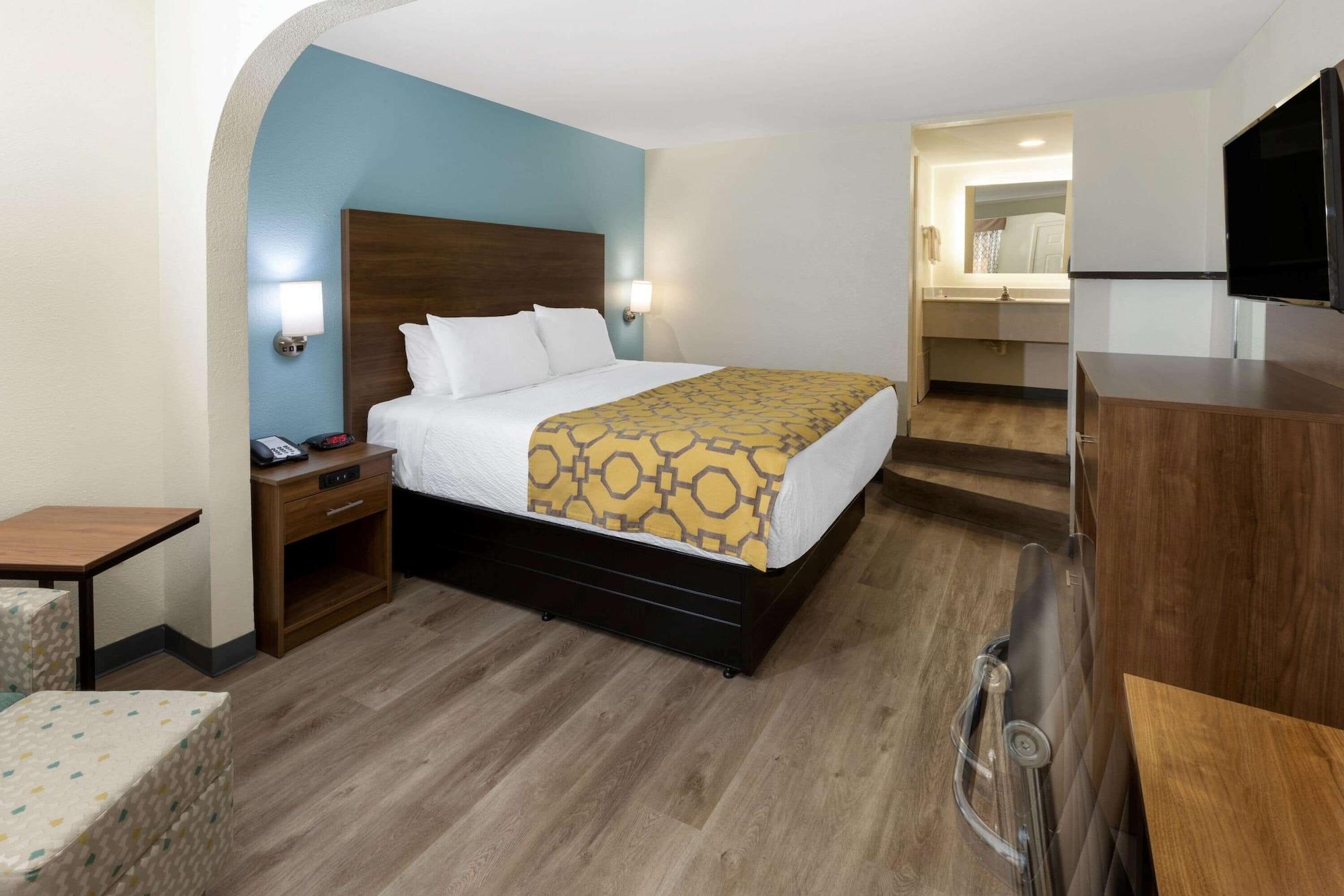 Baymont By Wyndham Biloxi - Ocean Springs Motell Exteriör bild